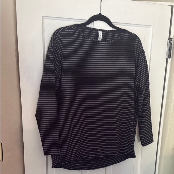 Lululemon Black Boatneck Striped Lightweight Athletic Long Sleeve Shirt - Picture 1 of 4
